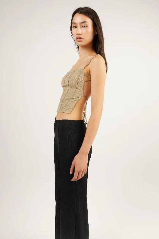 Noble And Elegant OPEN BACK CROP TOP