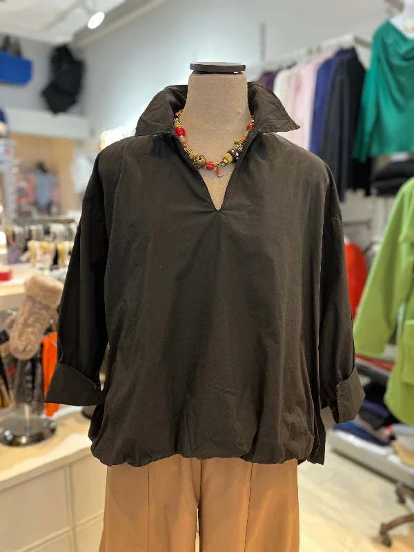 Cozy Sweaters Paolo Tricot, SM5557 Collared Pull On Blouson Shirt, Black