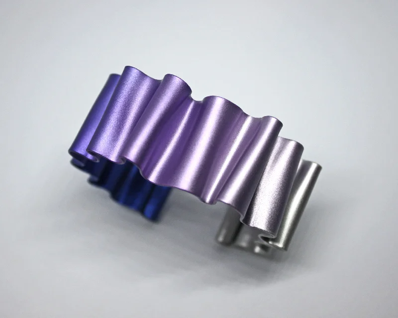 Elegant Wear CABO | Mermaid's tail Bangle | Violet/Silver