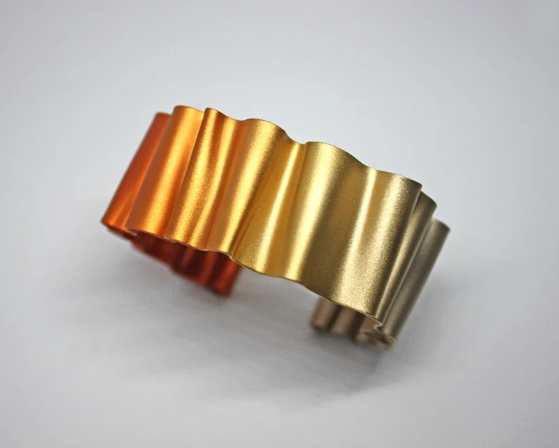 Celebrity Picks CABO | Bangle | Mermaid's Tail | Bangle - Orange / Gold