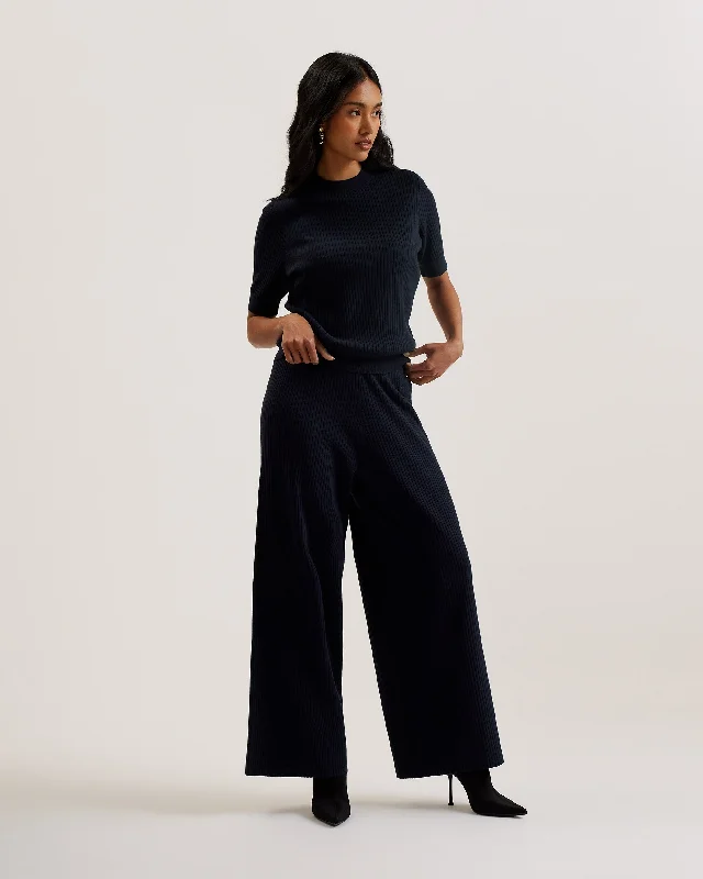 Elegant And Casual Ellihaa Ribbed Knitted Half Sleeve Top Navy
