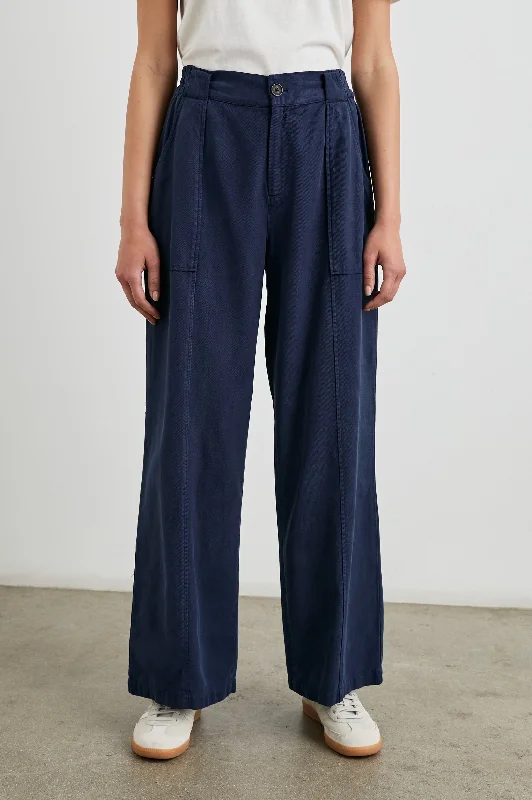 Sports And Leisure GREER PANT - NAVY