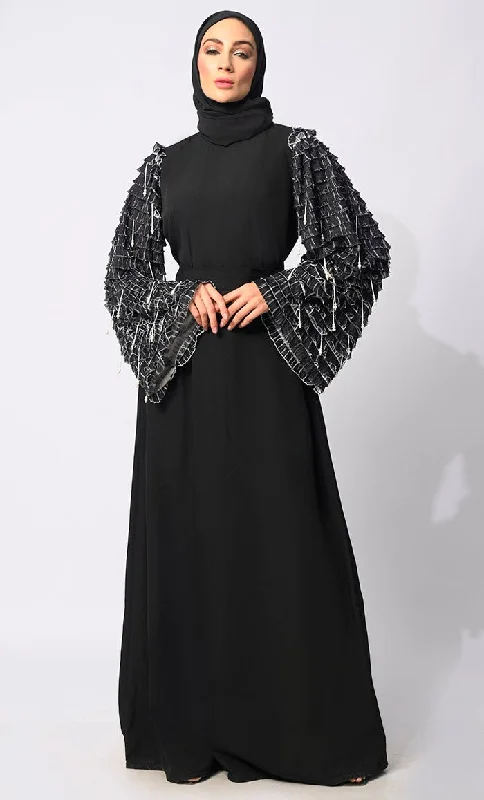 Simple Matching Classic black Abaya with Tiered Frill Sleeves and Tassels and Belt