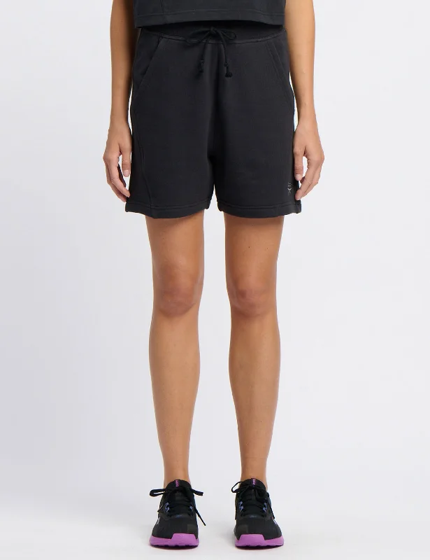 Perfect Tailoring Icon Elements Shorts - Black