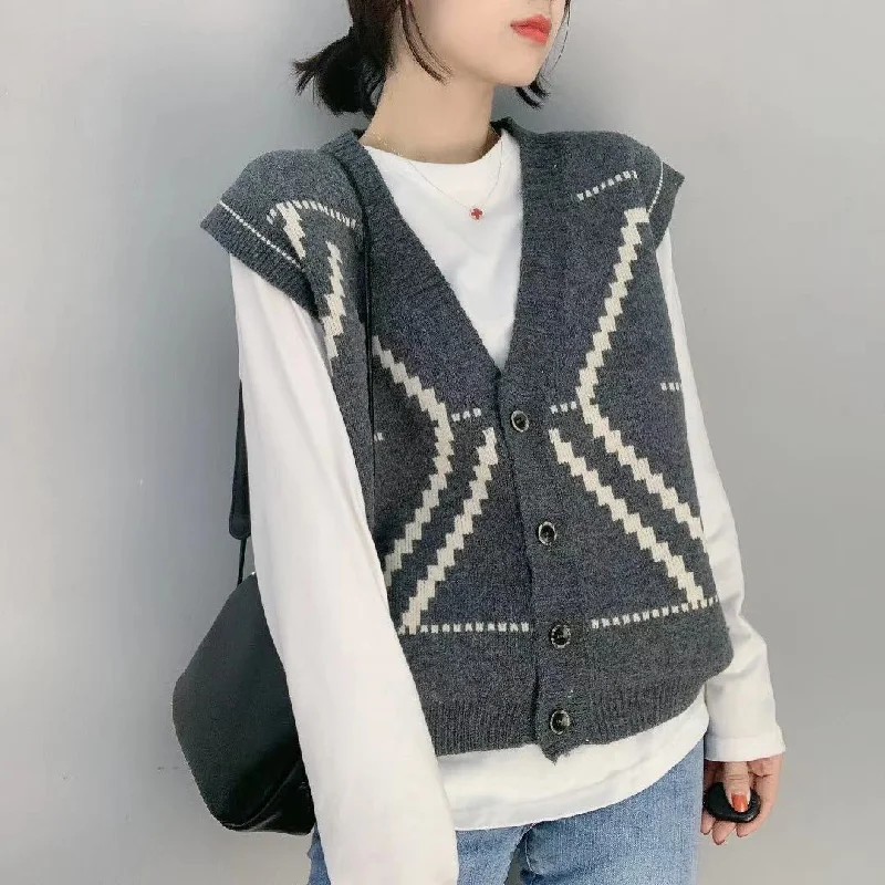 Bright Colors Black and white diamond lattice, single breasted cardigan, vest sleeveless vest, sweater knitted vest  1398