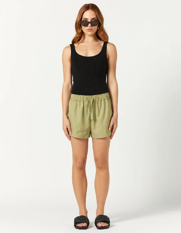 Modern Comfort Chase Short - Lemongrass