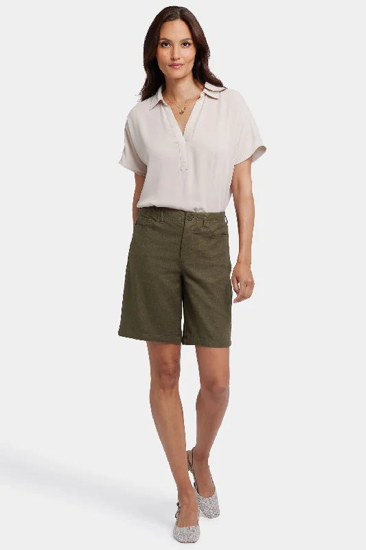Luxury Temperament 5 Pocket Bermuda Shorts - Bay Leaf
