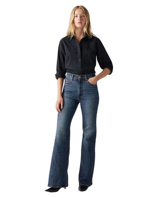 Casual And Casual Ribcage Bell Jeans in Romantic Story