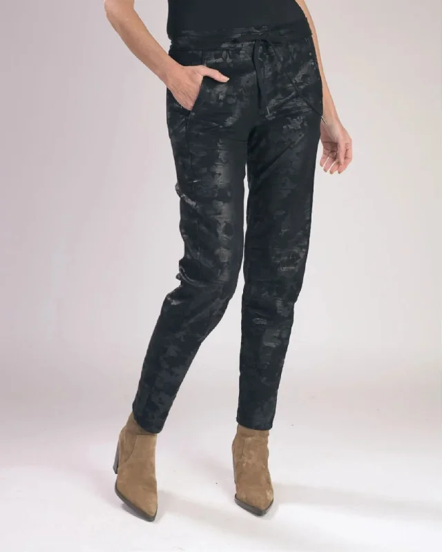Knowledge And Elegance Floral Iconic Stretch Jeans, Black