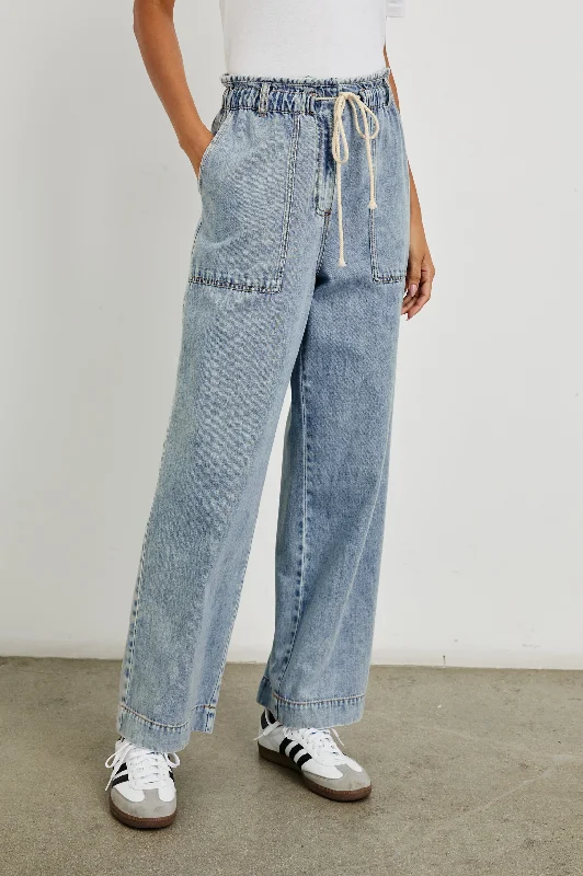 Casual Choice RYAN PANT - FADED INDIGO
