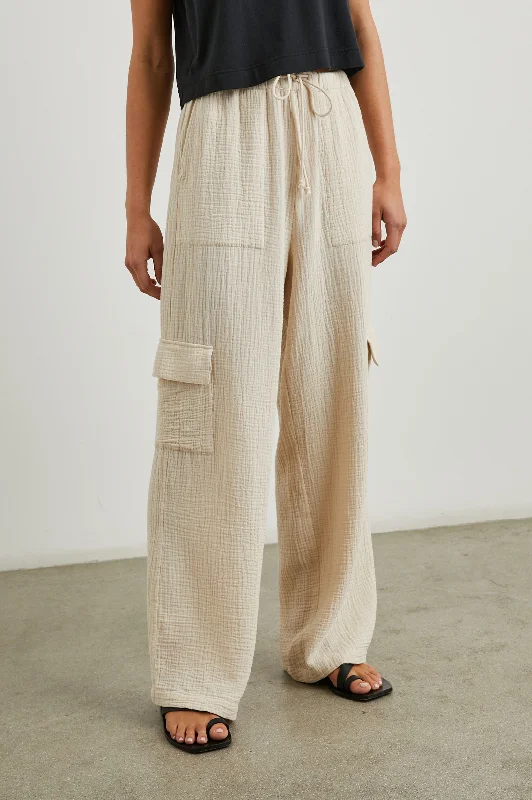 Leisure And Entertainment CHRISTIANO PANT - FLAX