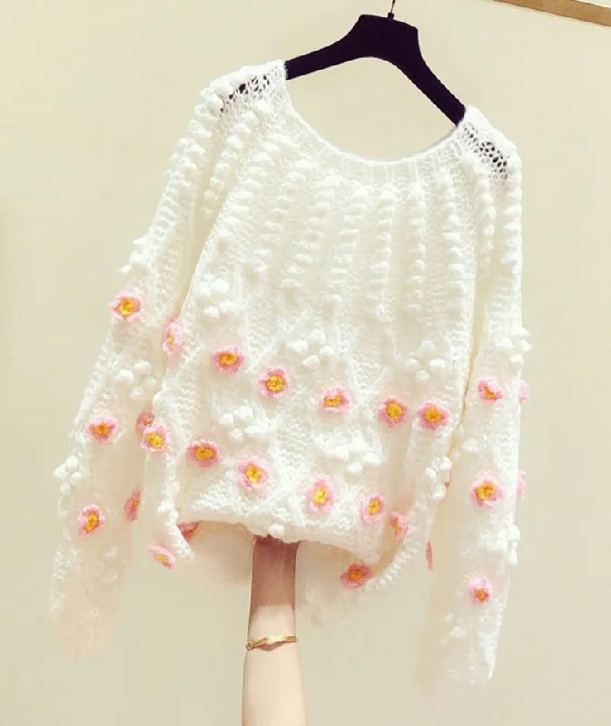 Eye-catching Personality Lovely flowers long sleeve sweater  119