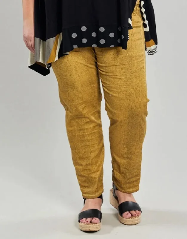 Design Trend Leo Iconic Stretch Jeans, Honey 1X-3X