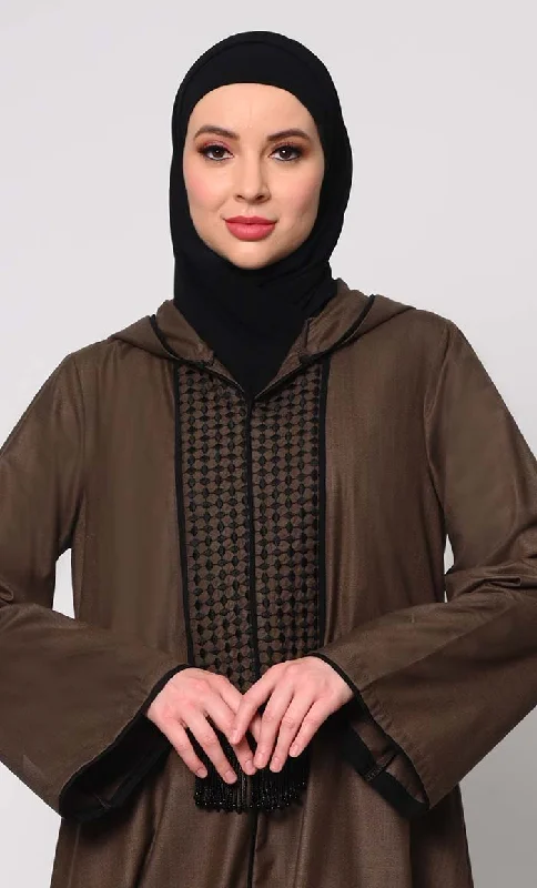 Comfortable Design Tassel-Adorned Brown Hoodie Abaya with Pockets