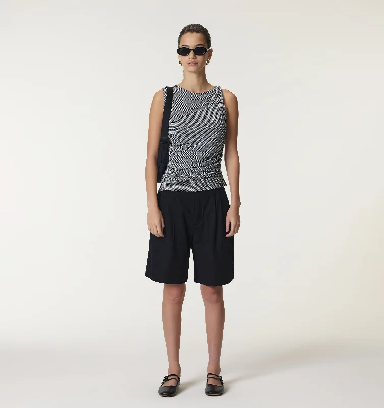 Outdoor Trend Tailored Ellis Short - Black