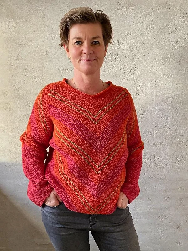Warm Atmosphere Vivi sweater by Hanne Falkenberg, No 20 knitting kit (3 colors)