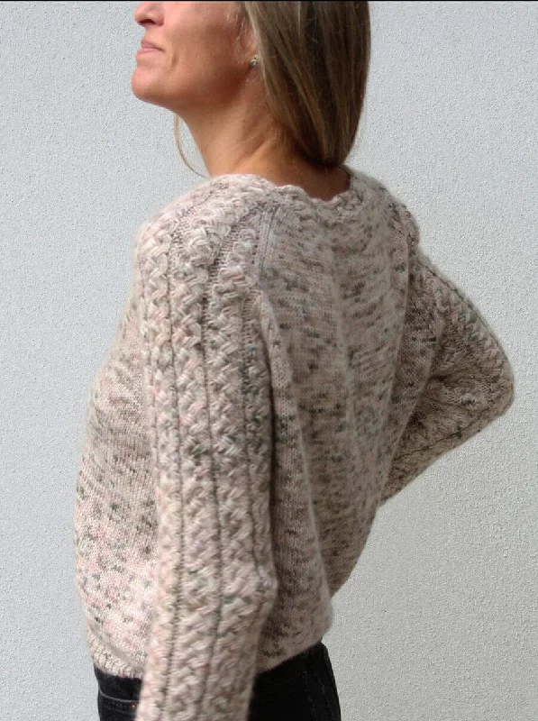 Free and comfortable No 30 sweater by VesterbyCrea, No 2 kit