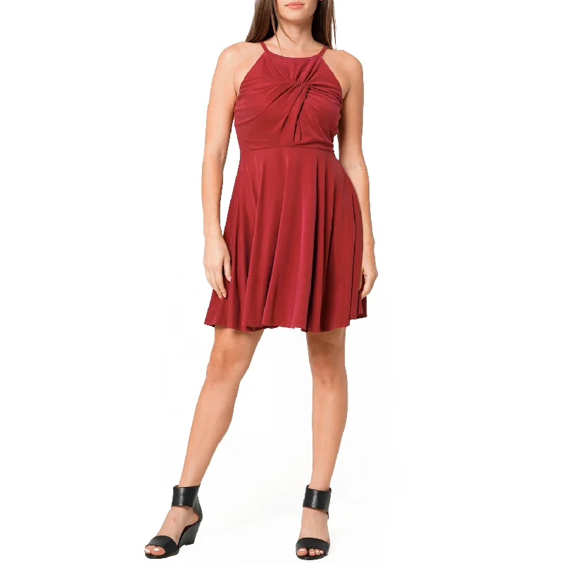 Sports Design Women's Halter Neck Gathered Front Dress In Wine