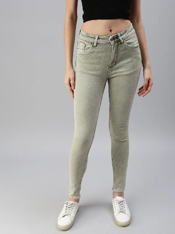 Chic Lounge Women's Olive Solid Denim Skinny Jeans